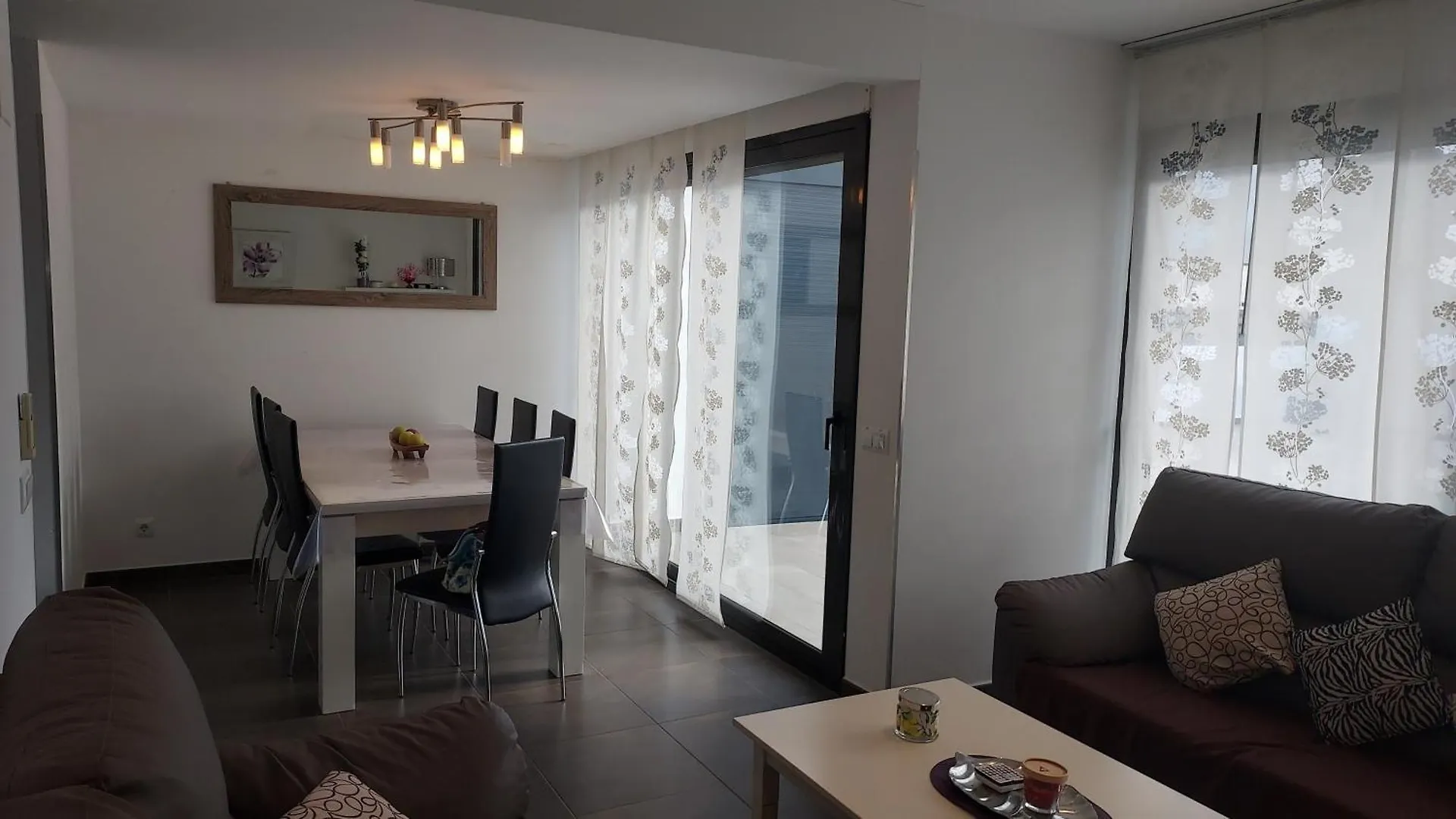 فيلا Haus Cris L' Escala