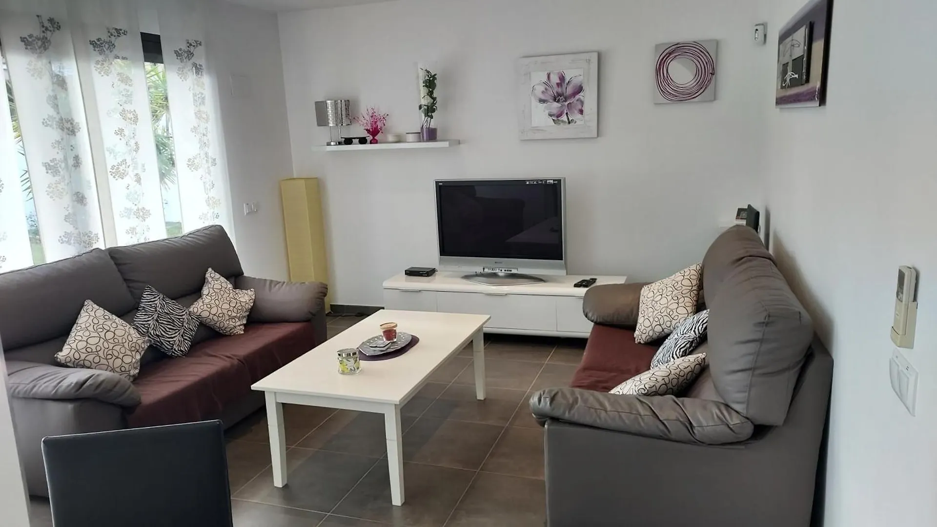 فيلا Haus Cris L' Escala 0*,